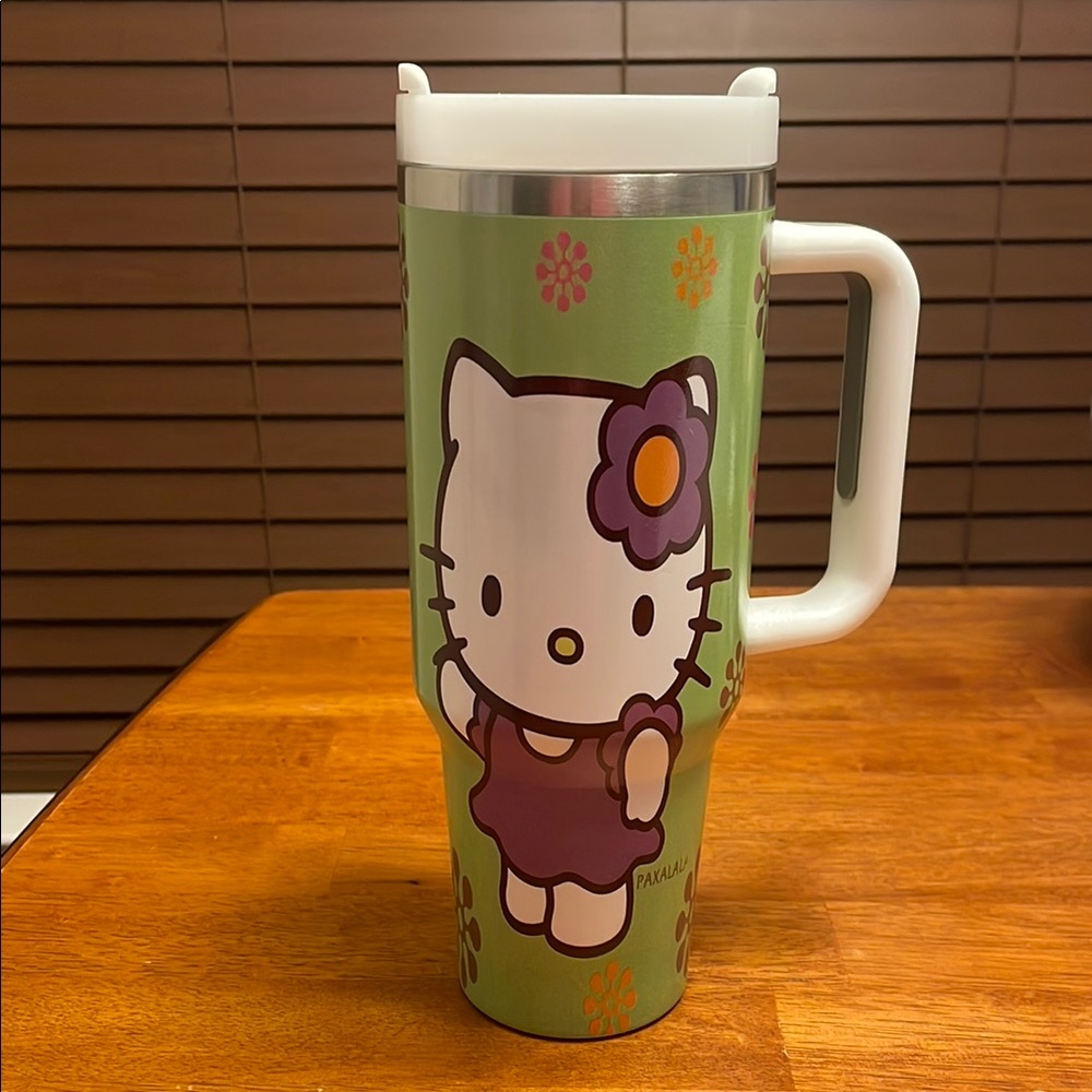 Hello Kitty Green Travel Mug